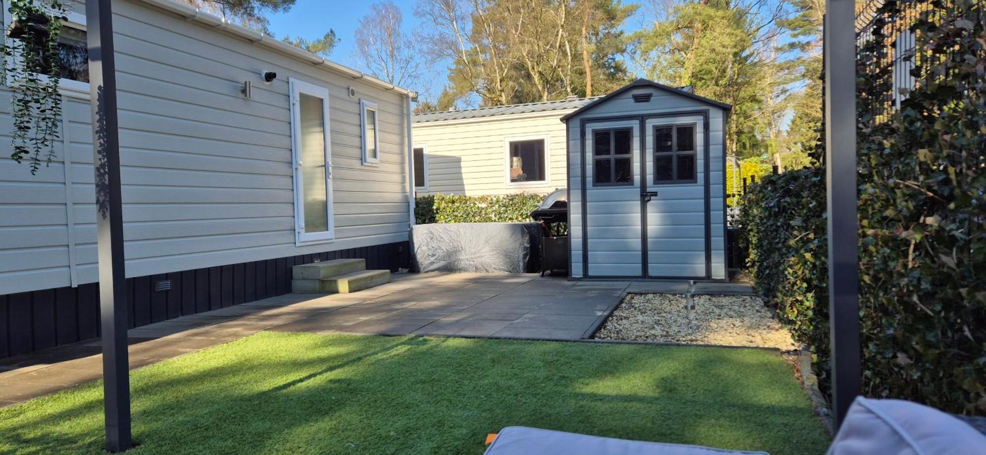 Het Veluwse Boshuisje Knus Chalet Met Omheinde Tuin Op De Veluwe Hoenderloo Buitenkant foto