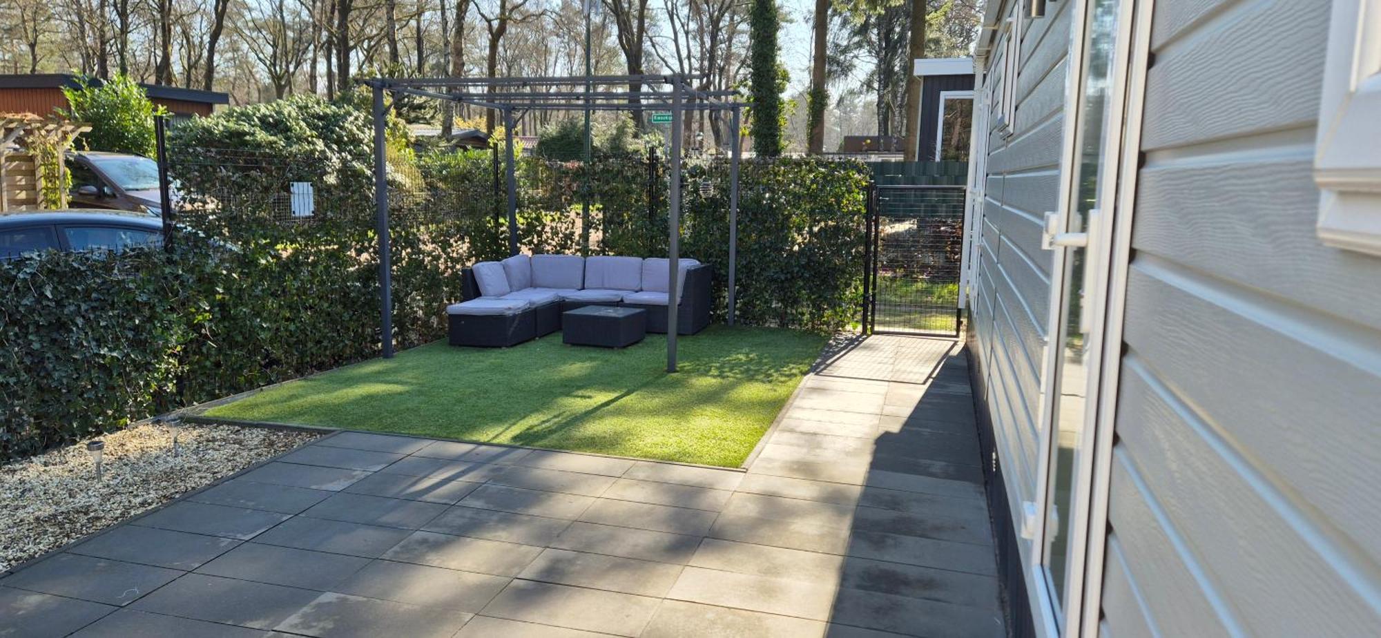 Het Veluwse Boshuisje Knus Chalet Met Omheinde Tuin Op De Veluwe Hoenderloo Buitenkant foto